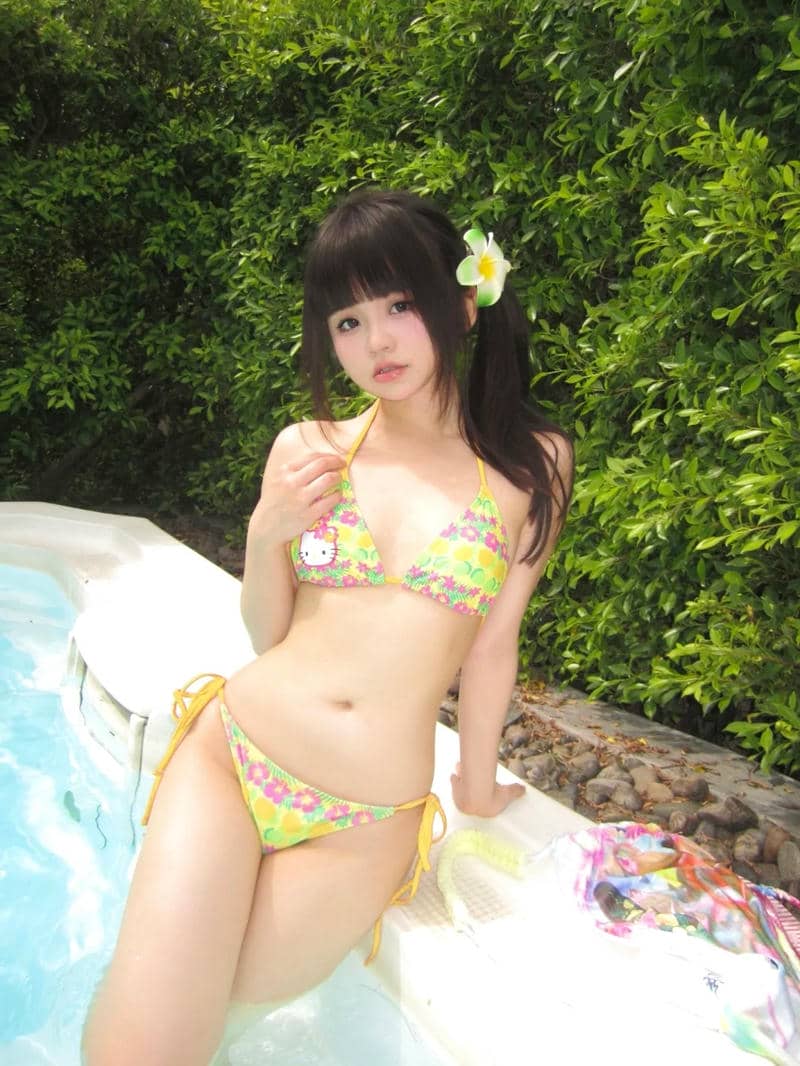 ảnh gái Hàn Quốc mặc bikini 15