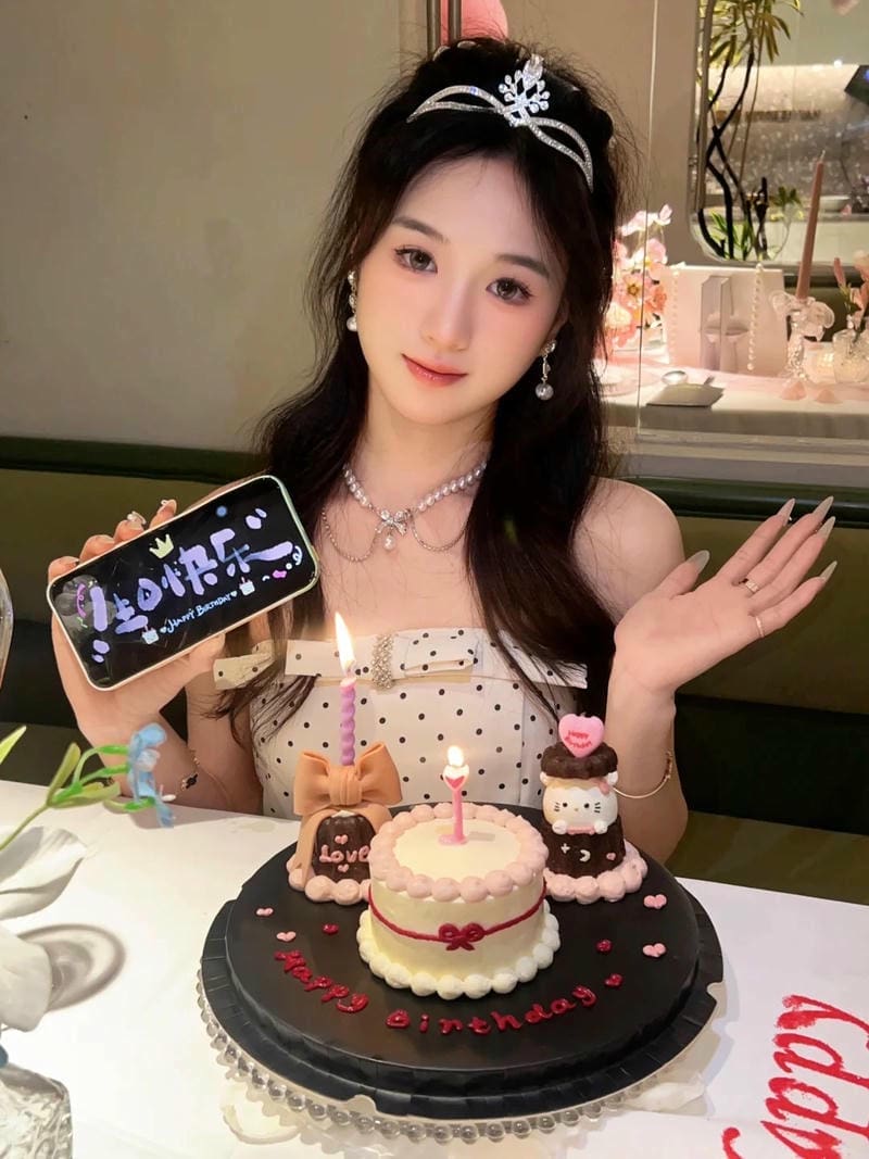 ảnh gái xinh chúc mừng sinh nhật 49