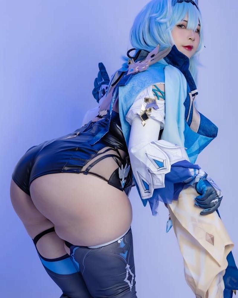 ảnh gái mông to 20