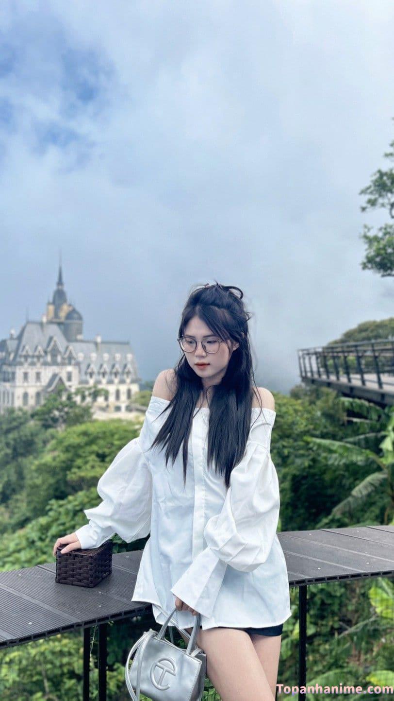 Gái Xinh Đeo Kính 44