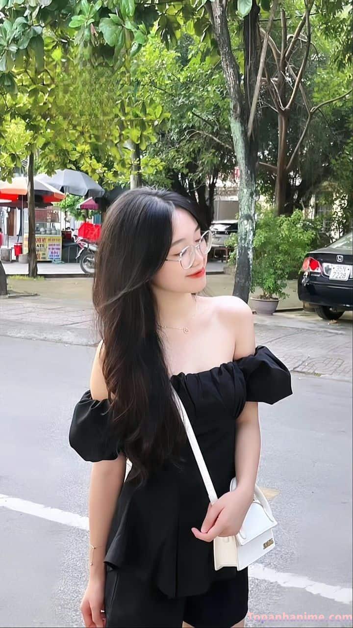 Ảnh gái xinh đeo kính 3