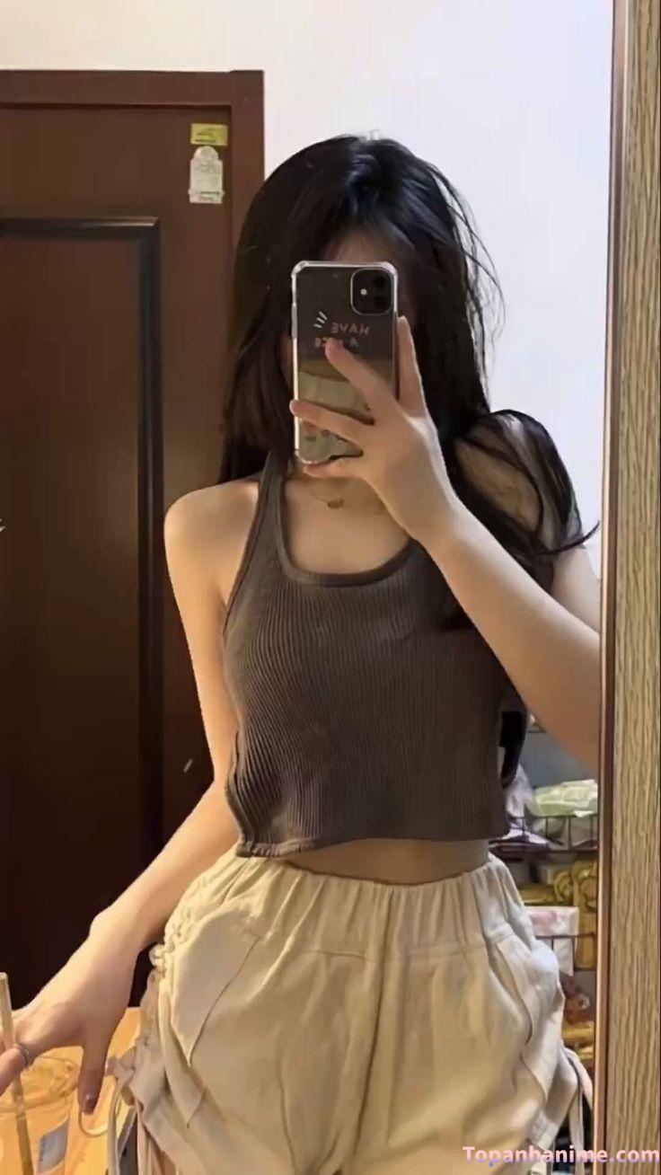 Ảnh gái xinh che mặt bằng điện thoại 14