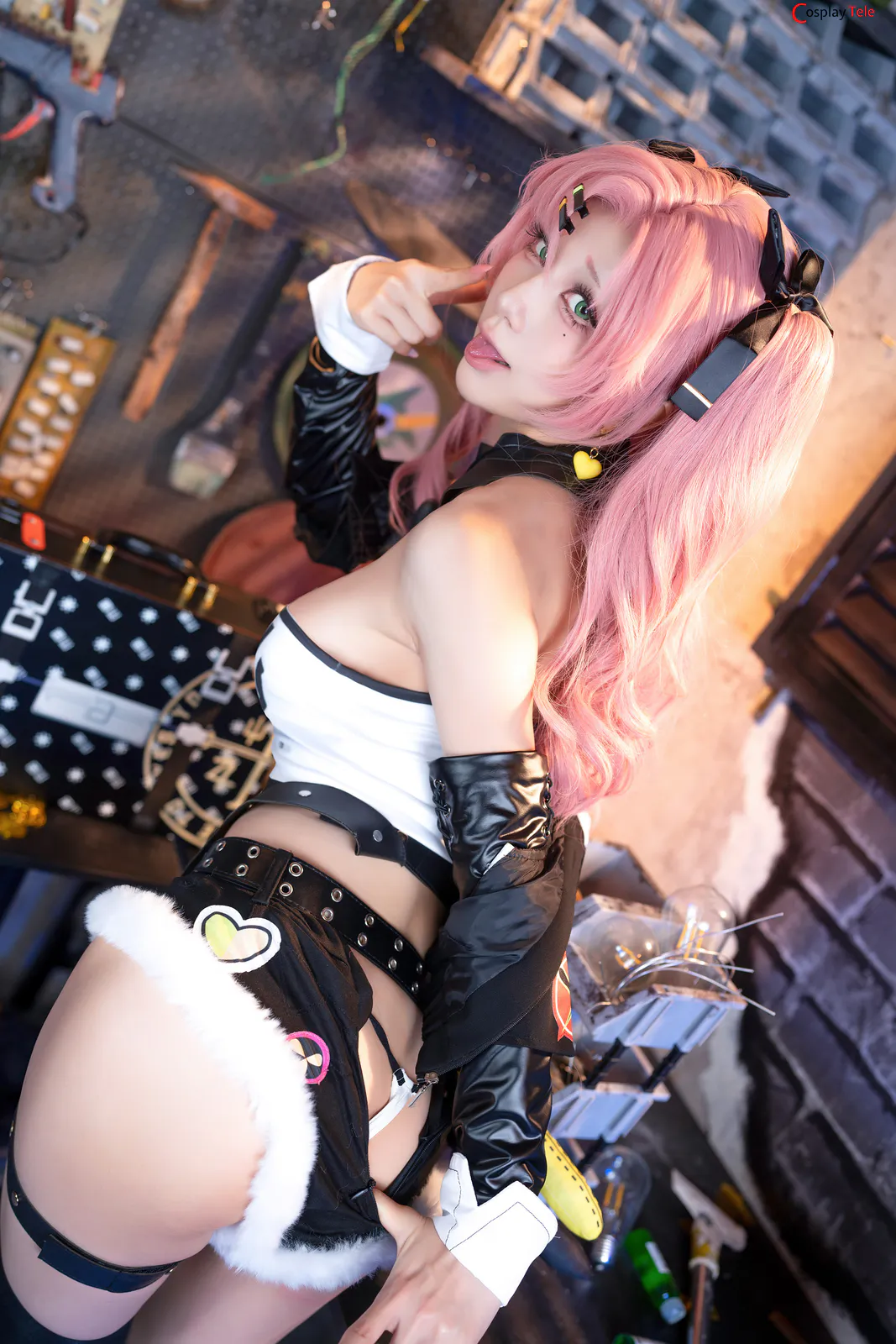 Aqua cosplay Nicole Demara 17