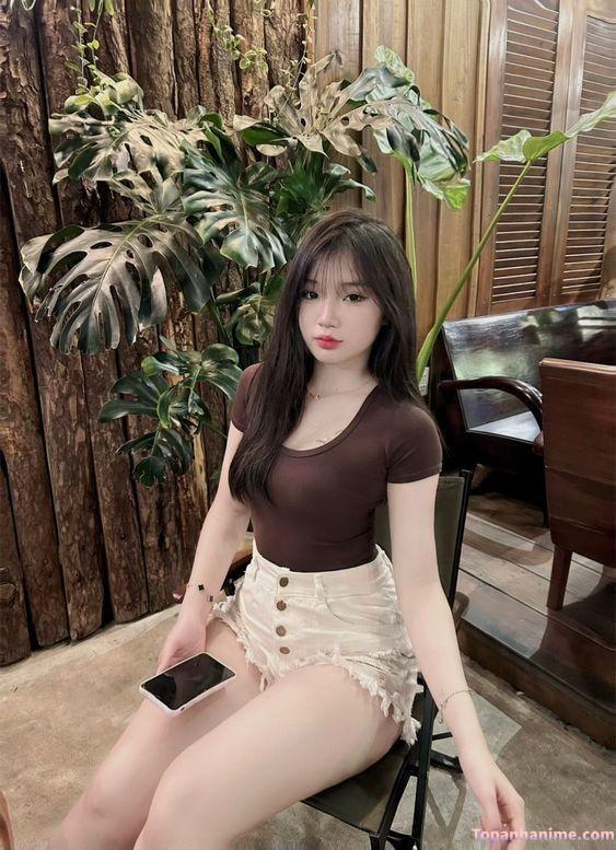 ảnh gái mặc quần ngắn 12