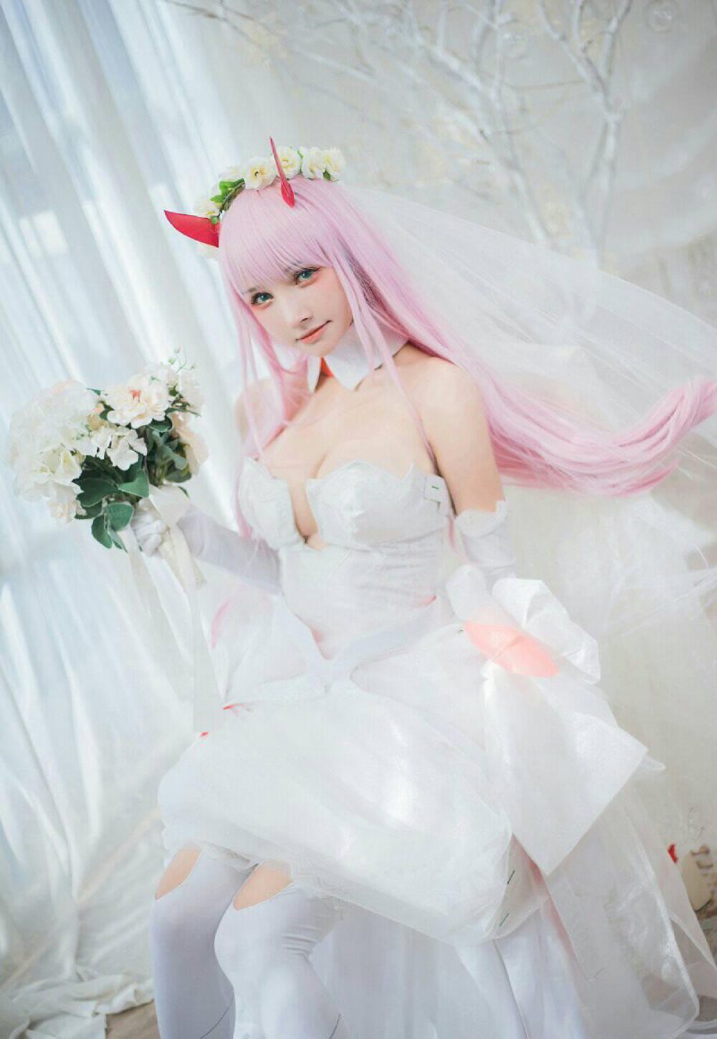 Cosplay Zero Two 18