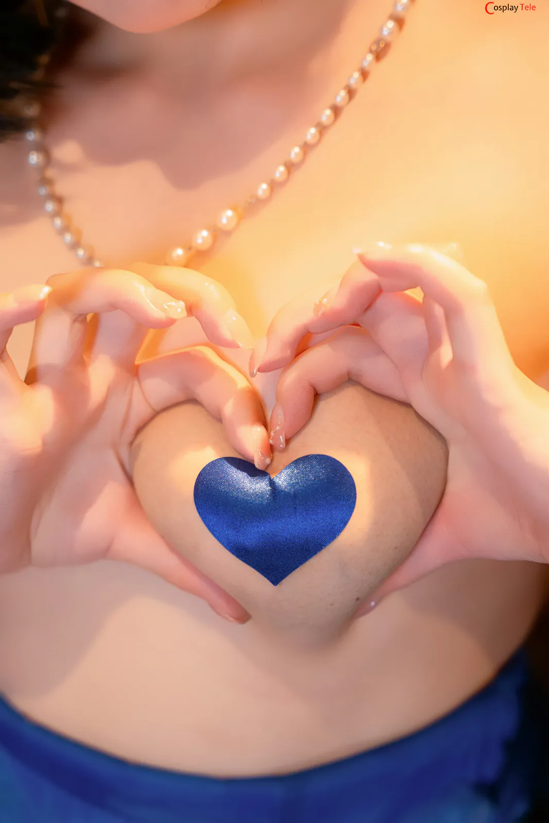 Natsuko cosplay Glorious 84