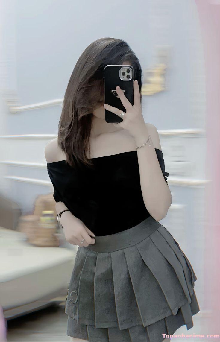 Ảnh gái xinh che mặt bằng điện thoại 21