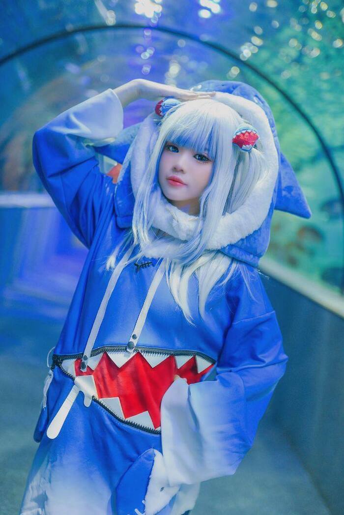 Ảnh Yaoyaoqwq Gawr Gura cosplay 6