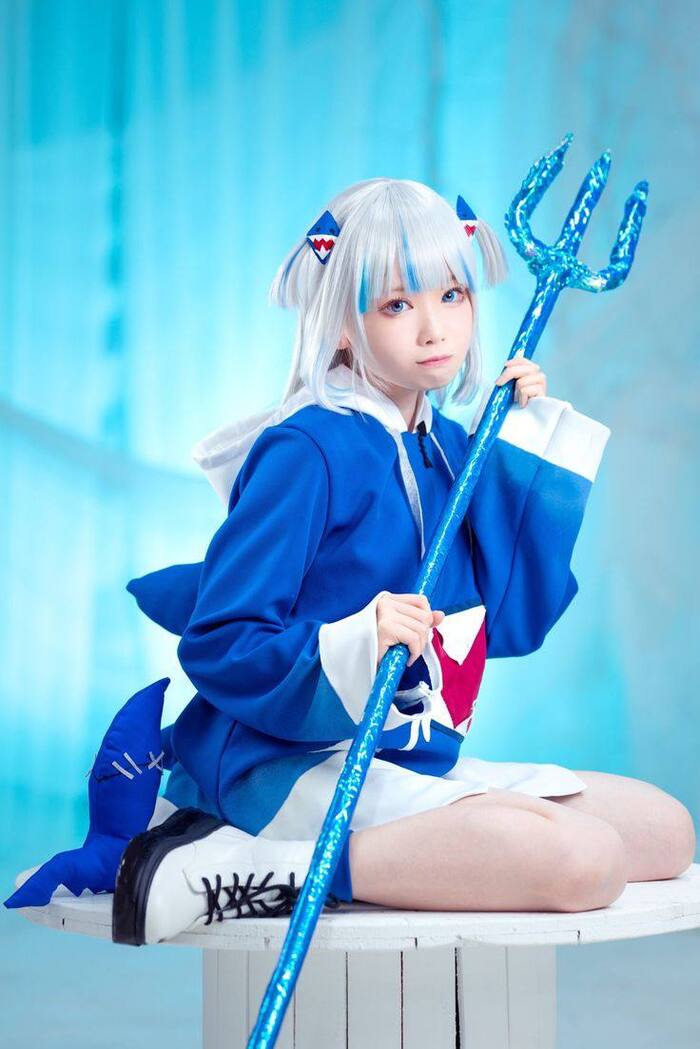 Ảnh Yaoyaoqwq Gawr Gura cosplay 17