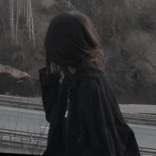 Ảnh Che Mặt Con Gái Avatar Cute 57