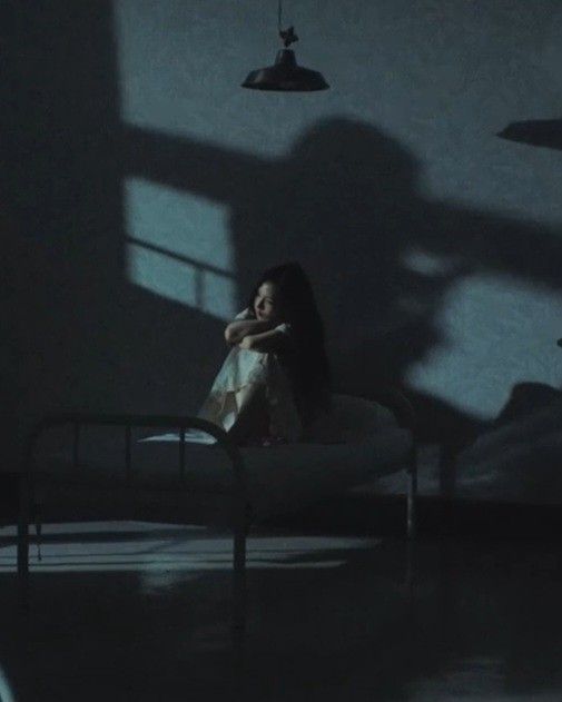 Ảnh cô đơn chill 13