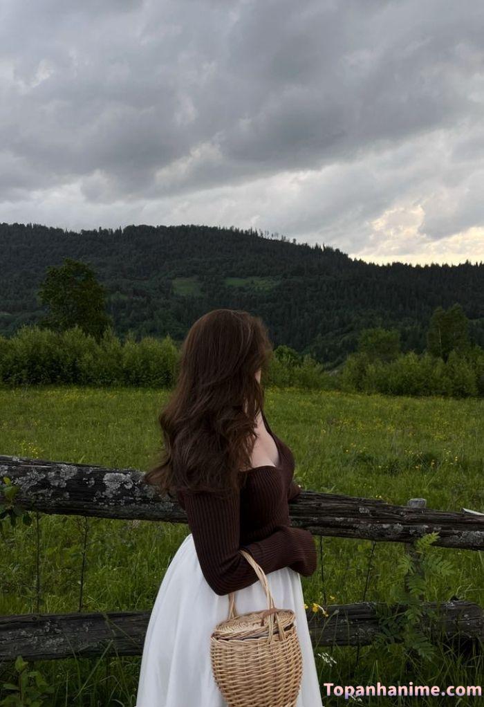 ảnh cô gái quay lưng 65