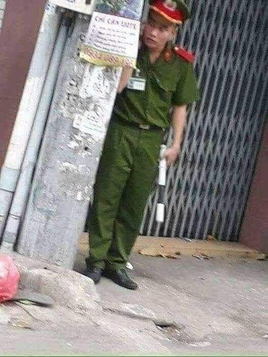 Ảnh công an meme 9