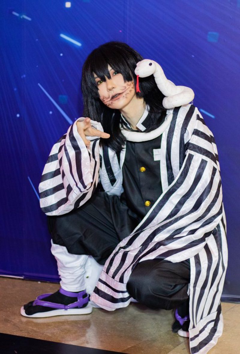 Ảnh cosplay Obanai 19
