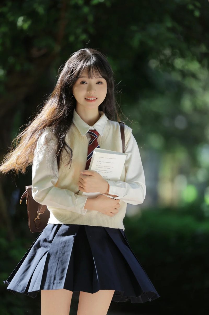 ảnh cosplay học sinh 17