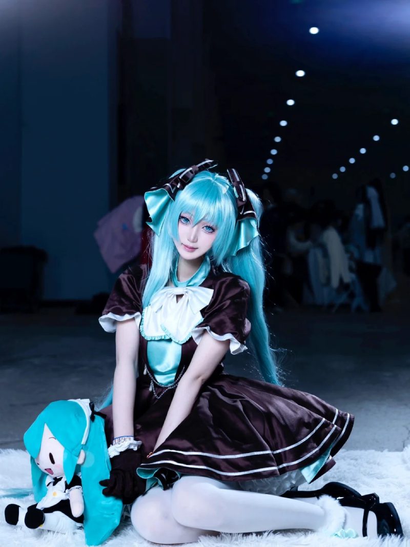 ảnh cosplay Miku Nakano 3