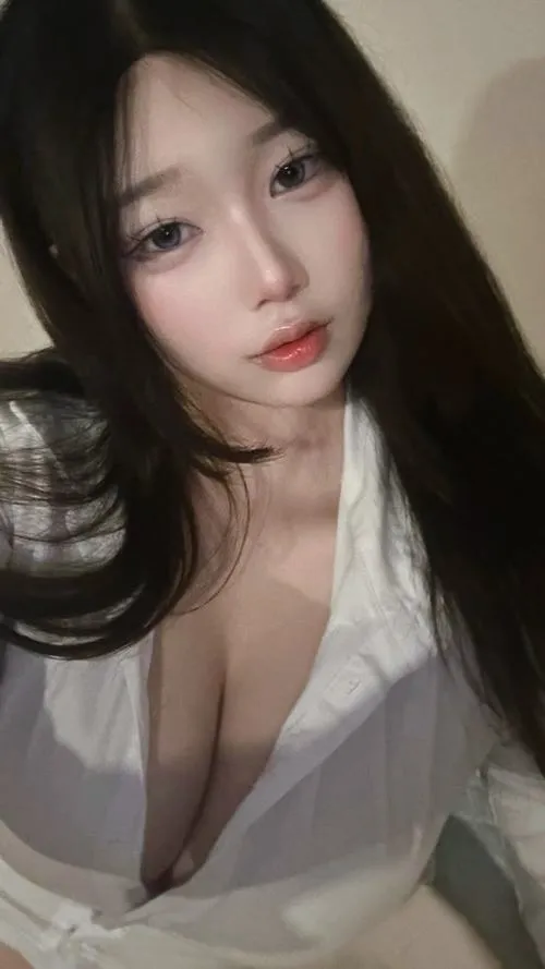 Ảnh Gái Xinh Vú To Ngực Bự 139