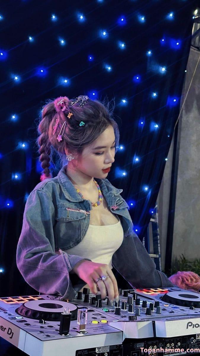 ảnh gái đi bar 10