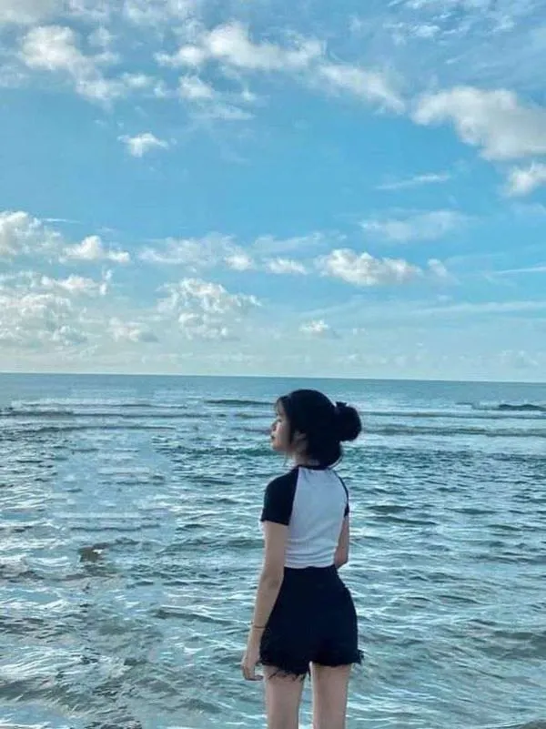 Ảnh Gái Đi Biển Che Mặt 34