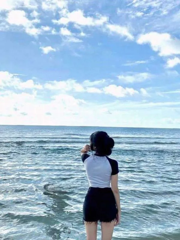 Ảnh Gái Đi Biển Che Mặt 45