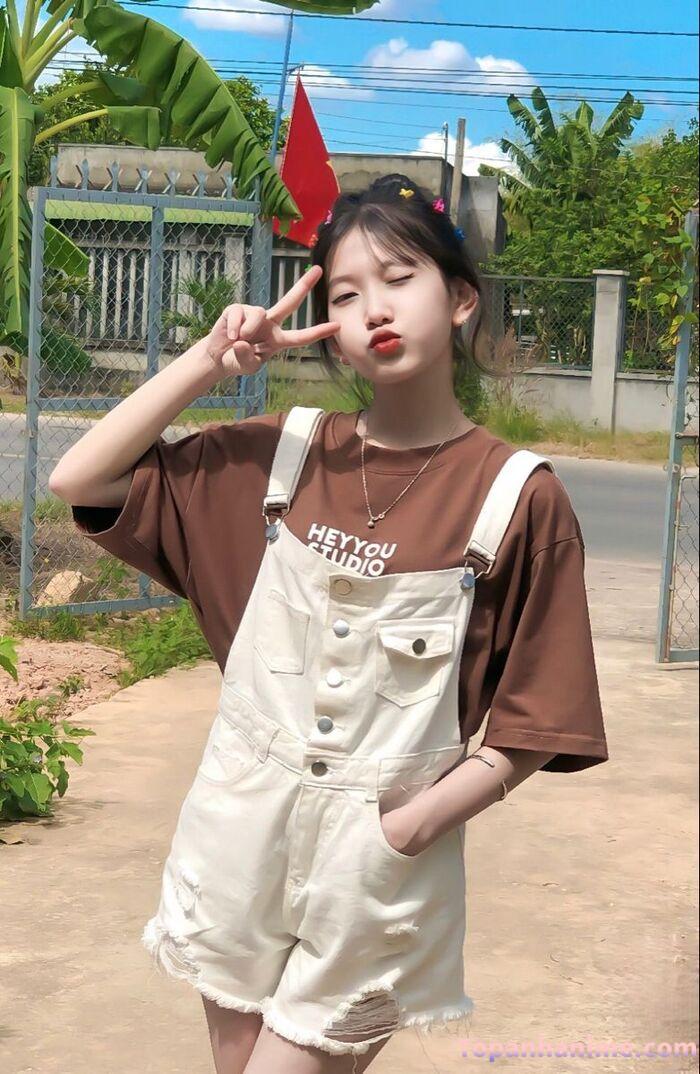 ảnh gái lớp 6 38