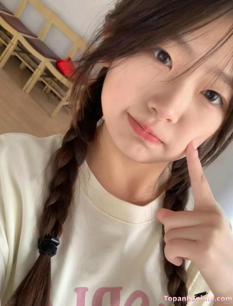 ảnh gái lớp 8 43