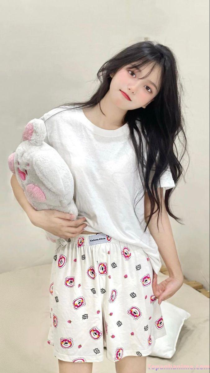 ảnh gái mặc đồ ngủ 7