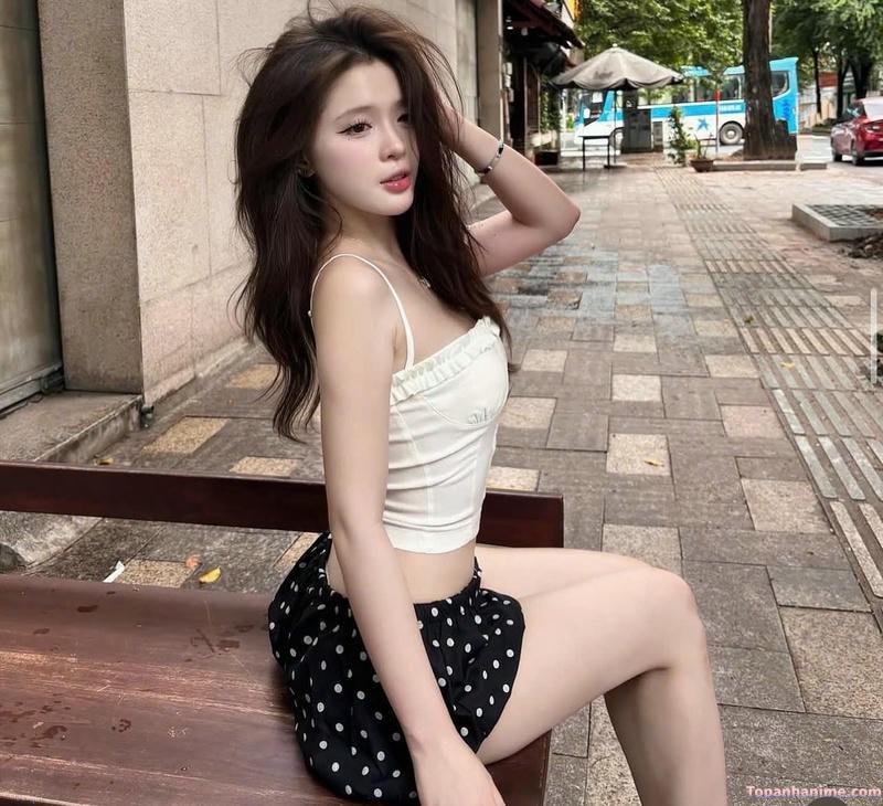 ảnh gái mặc quần ngắn 40