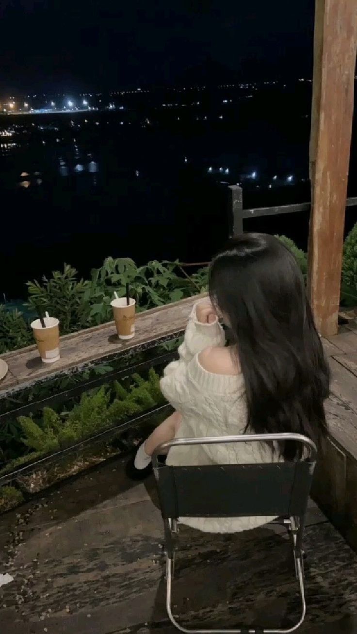 Hình Gái Xinh Che Mặt 14