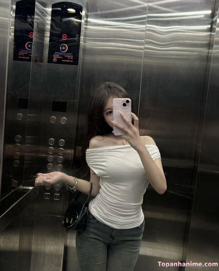 Ảnh gái xinh che mặt bằng điện thoại 43