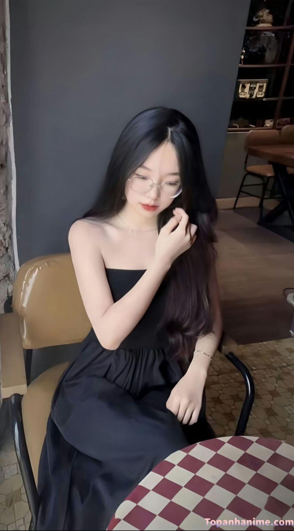 Gái Xinh Đeo Kính 45