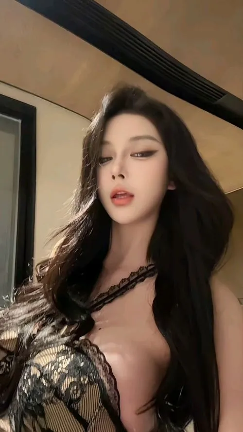 Ảnh Gái Xinh Vú To Ngực Bự 57