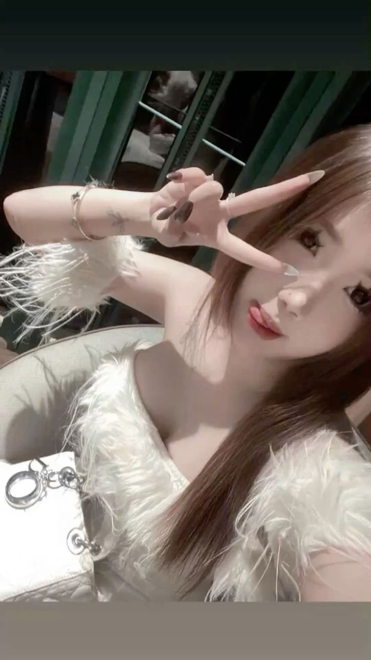 Ảnh Hot Girl Đẹp 10