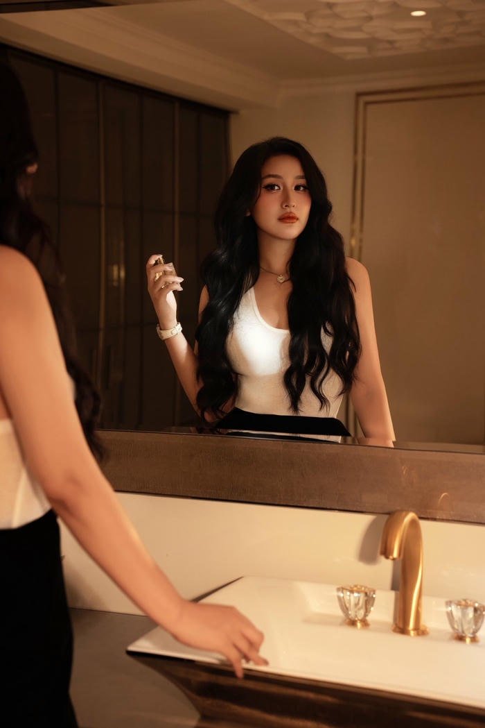 Mai Phương Thúy bikini 30