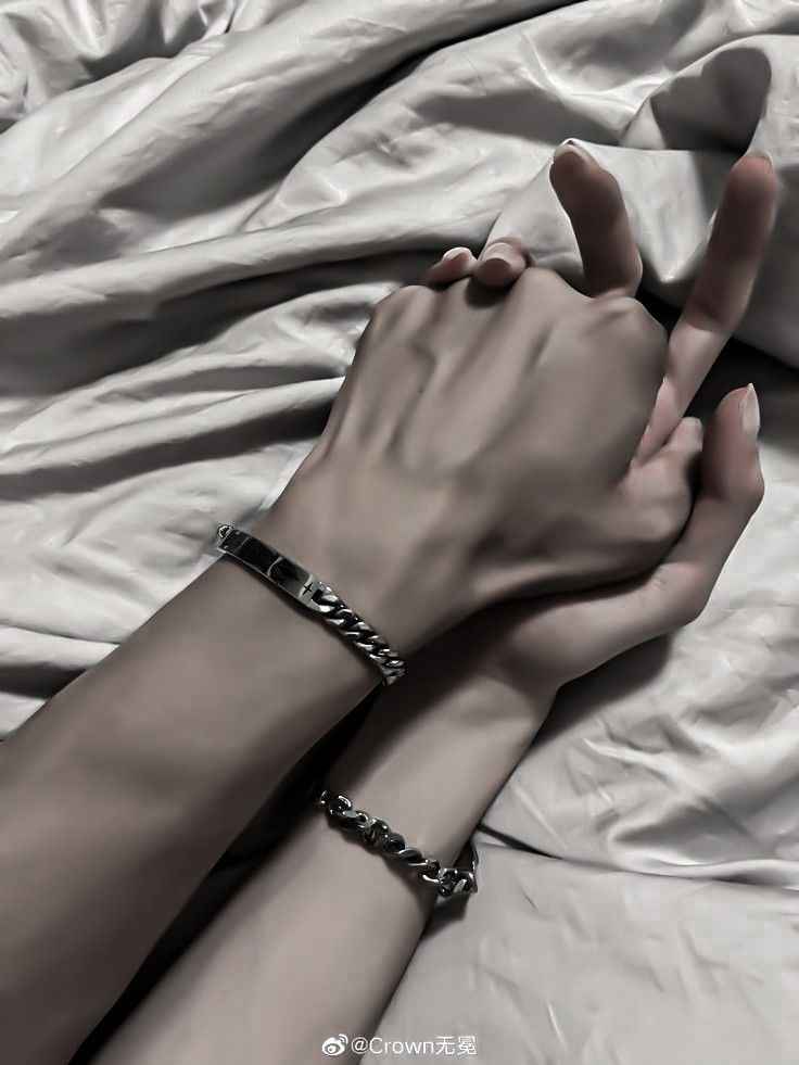 Ảnh Nắm Tay Người Yêu Thật 23