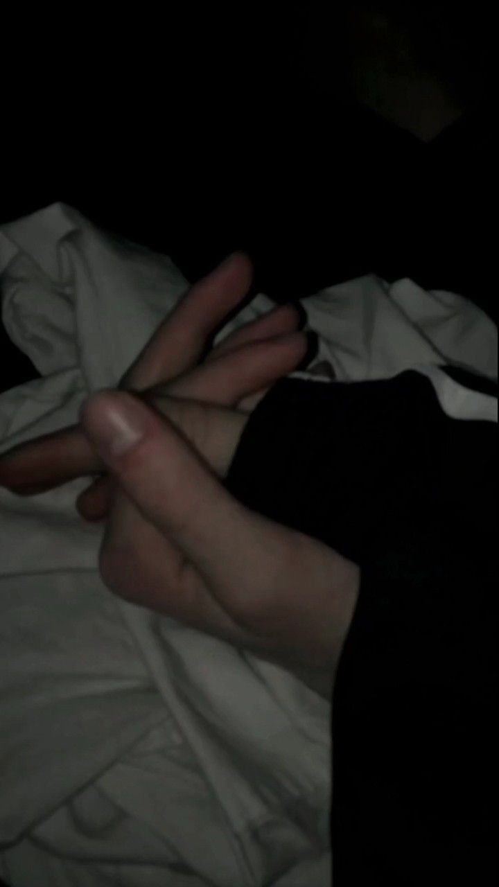 Ảnh Nắm Tay Người Yêu Thật 7