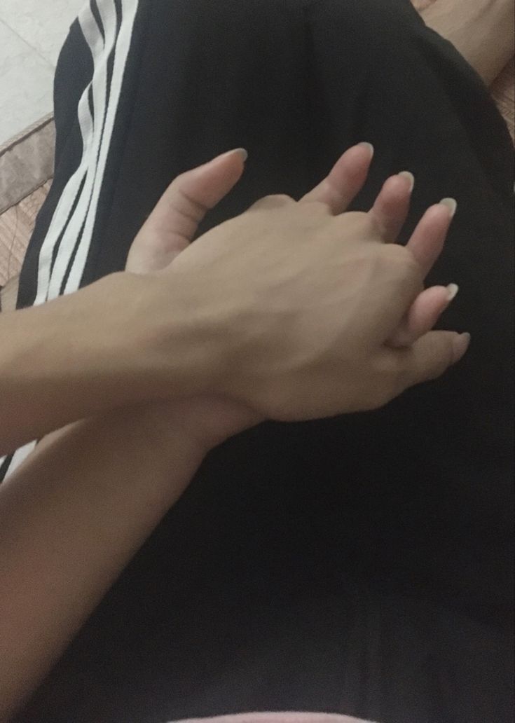 Ảnh Nắm Tay Người Yêu Thật 13