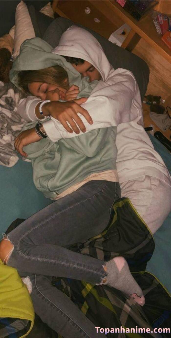 Ảnh ôm người yêu ngủ 33