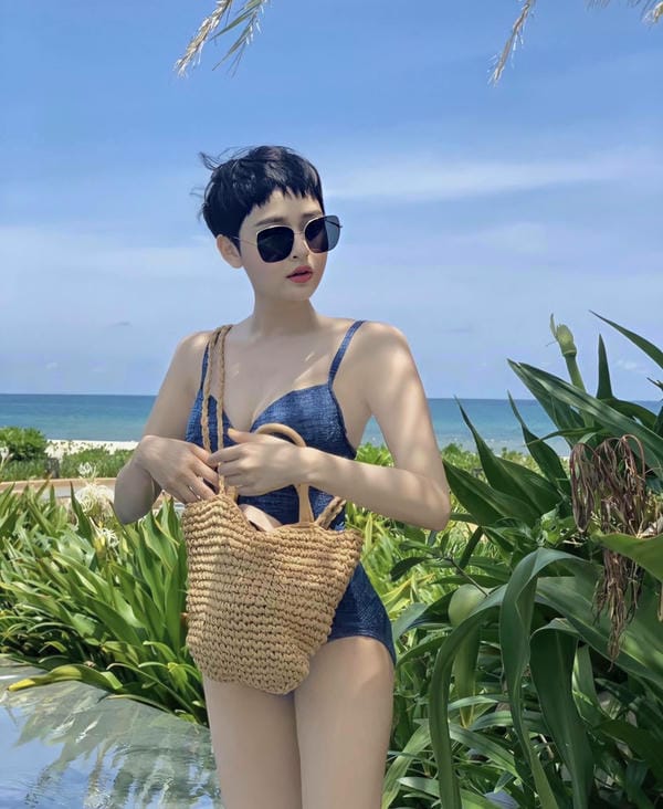 Hình Ảnh Sex Hiền Hồ 2