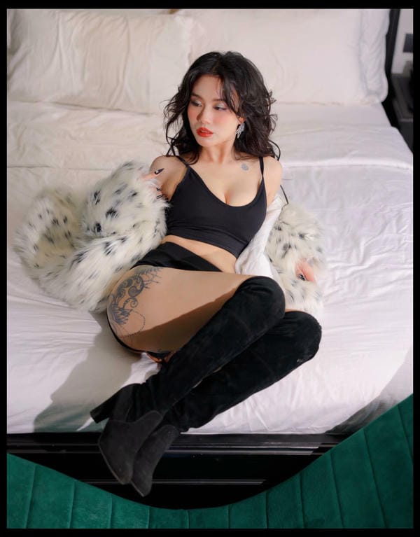 ảnh sex Linh Miu 18