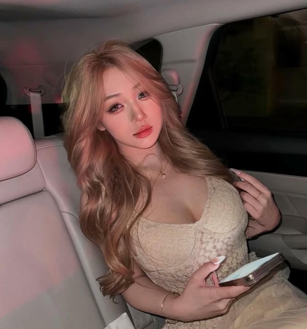 Ảnh Sex Trần Hà Linh 2