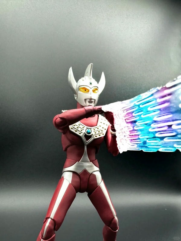 Siêu Nhân Điện Quang 28