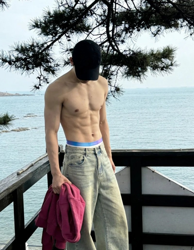 ảnh trai 6 múi 23