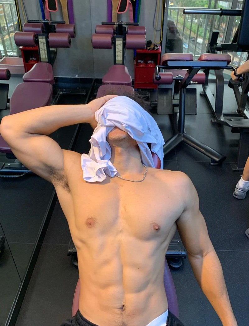 ảnh trai 6 múi 32