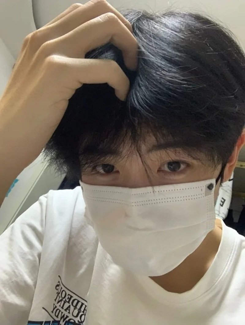 ảnh trai đẹp che mặt 4