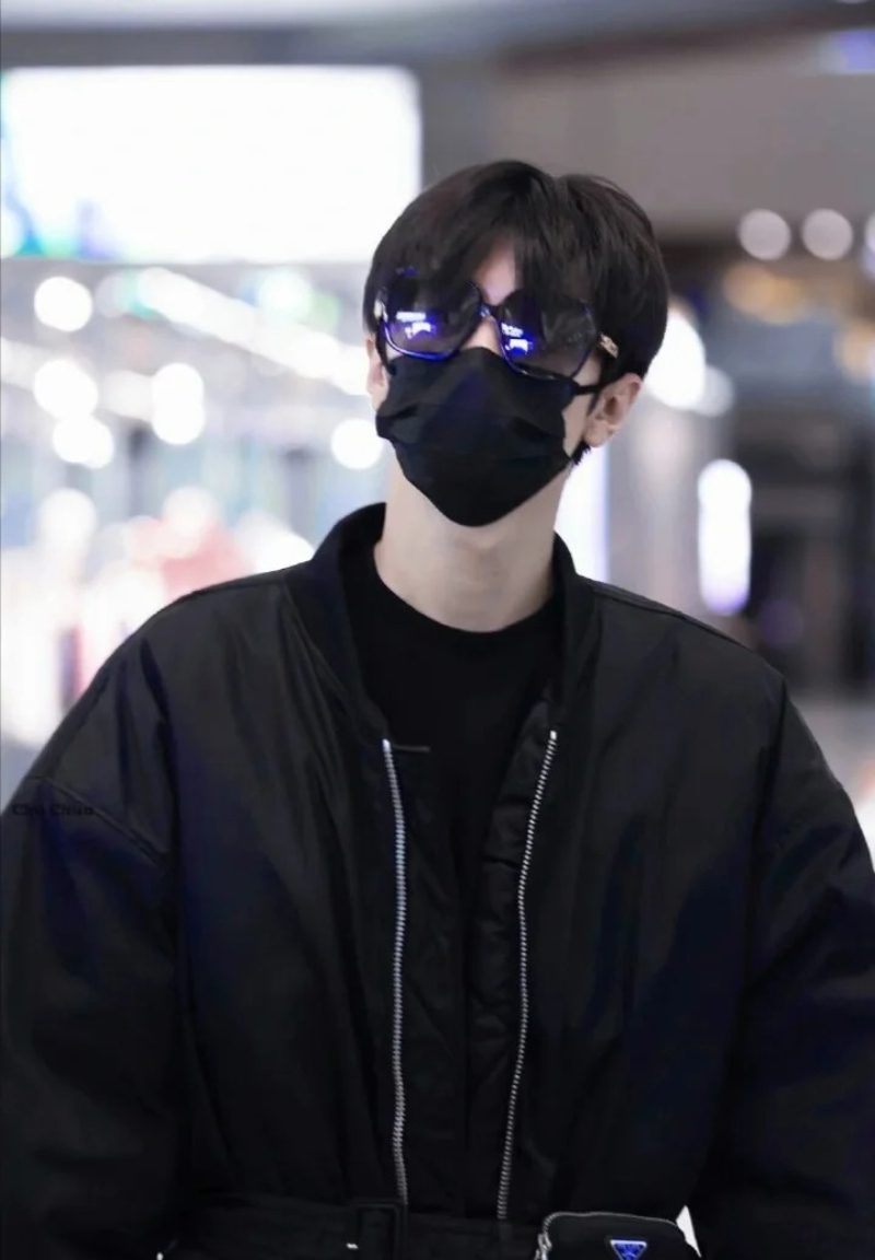 Ảnh trai đẹp đeo khẩu trang 22