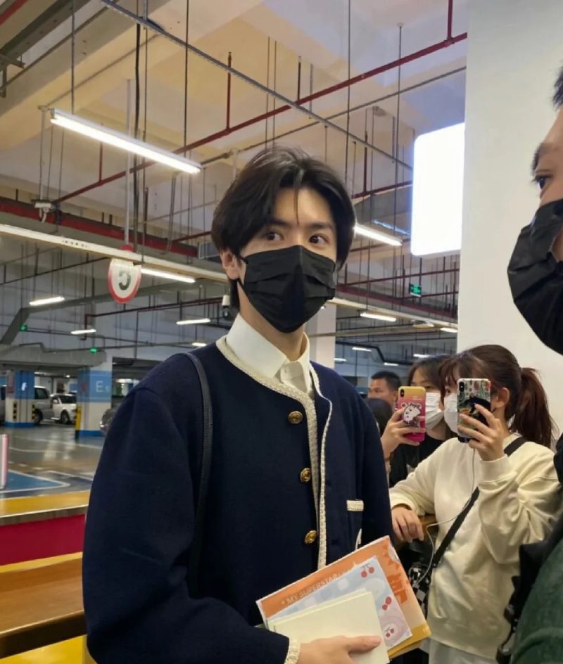 Ảnh trai đẹp đeo khẩu trang 18