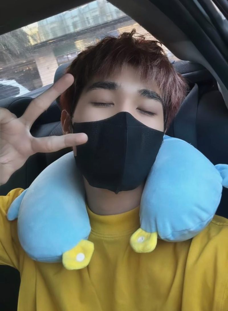 Ảnh trai đẹp đeo khẩu trang 32