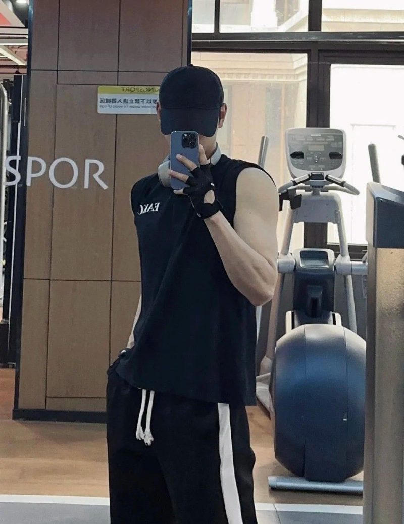 ảnh trai trung che mặt 15