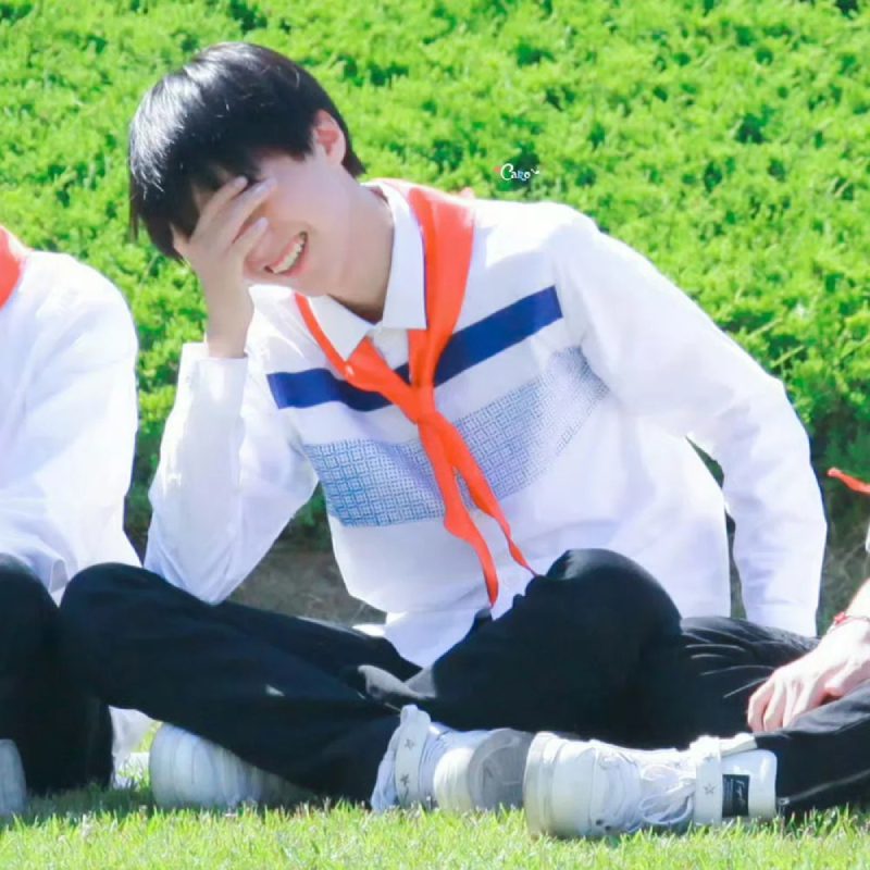 ảnh trai Trung Quốc che mặt 29